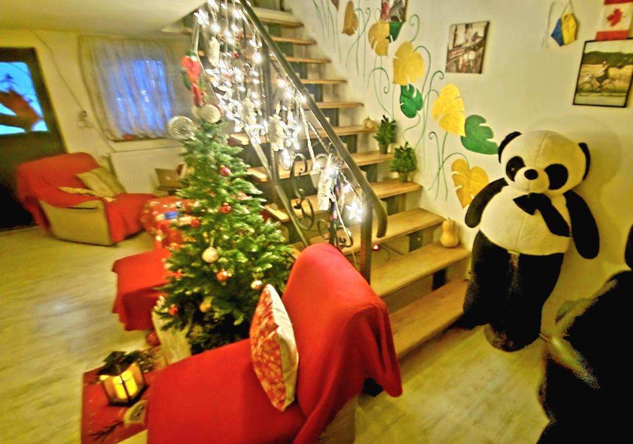Happy Pandasn12 Hotel Borjomi Exterior photo